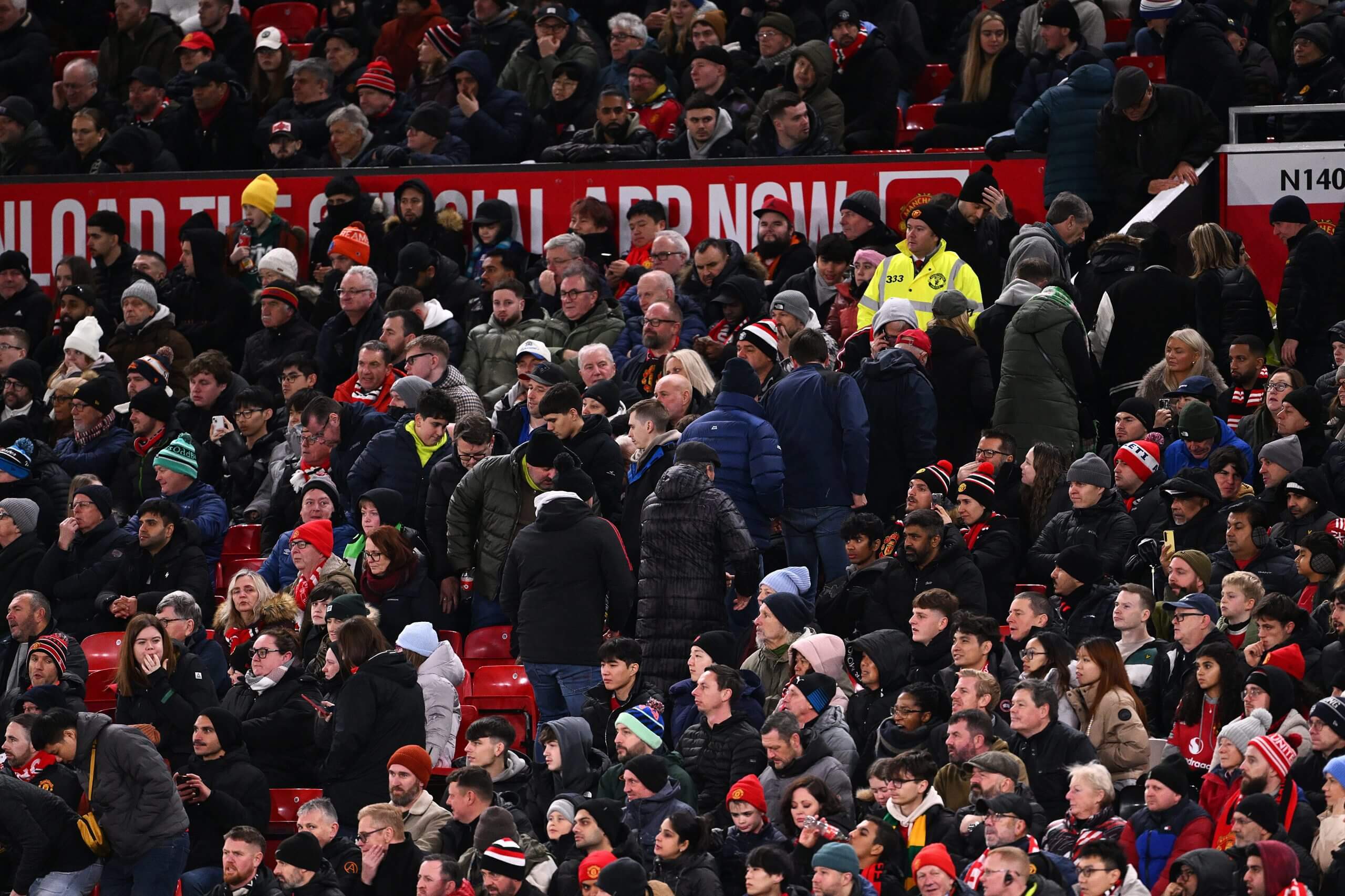 包含杜兰特迎来十二赛季出色发挥，曼联观众热烈欢呼！的词条